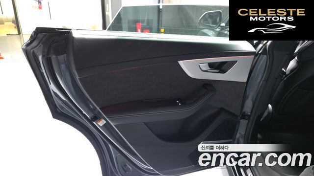 AUDI Q8 (4M) 55 TFSI Quattro Premium 2023 — photo 15 sur 34