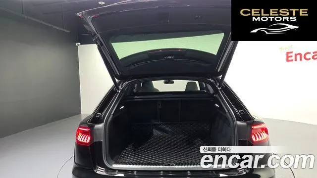 AUDI Q8 (4M) 55 TFSI Quattro Premium 2023 — photo 35 sur 35