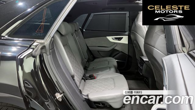 AUDI Q8 (4M) 55 TFSI Quattro Premium 2023 — photo 17 sur 35
