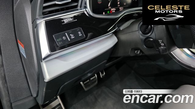 AUDI Q8 (4M) 55 TFSI Quattro Premium 2023 — photo 27 sur 35