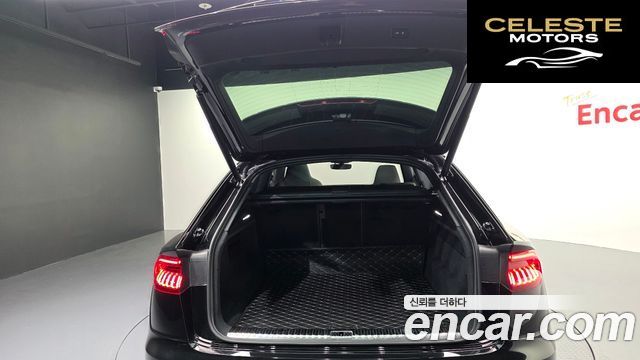 AUDI Q8 (4M) 55 TFSI Quattro Premium 2023 — photo 35 sur 35