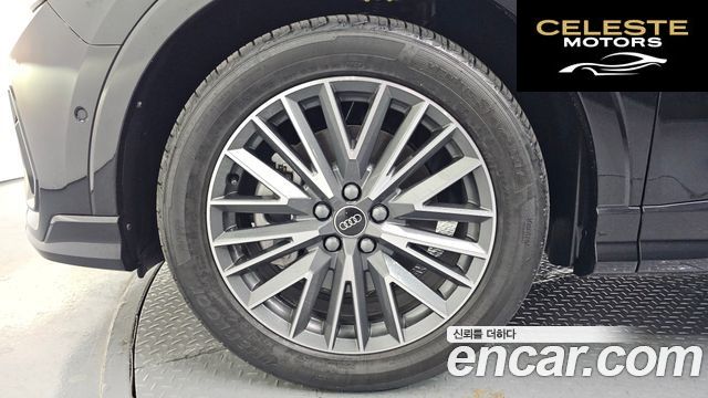 AUDI Q3 (F3) 40 TFSI Quattro Premium 2025 — photo 5 sur 33