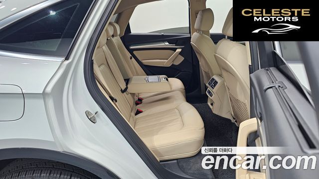 AUDI Q5 (FY) 45 TFSI Quattro Sportback 2021 — photo 11 sur 20