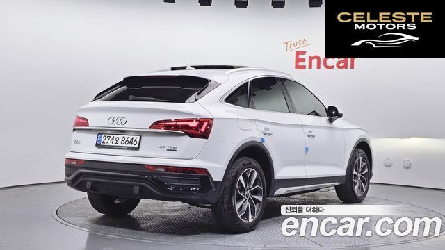 AUDI Q5 (FY) 45 TFSI Quattro Sportback 2021 — photo 2 sur 20