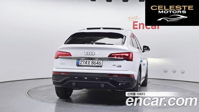 AUDI Q5 (FY) 45 TFSI Quattro Sportback 2021 — photo 4 sur 20