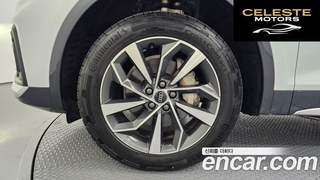 AUDI Q5 (FY) 45 TFSI Quattro Sportback 2021 — photo 5 sur 20