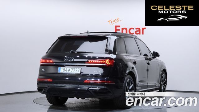 AUDI Q7 (4M) 55 TFSI Quattro Premium 2021 — photo 2 sur 20