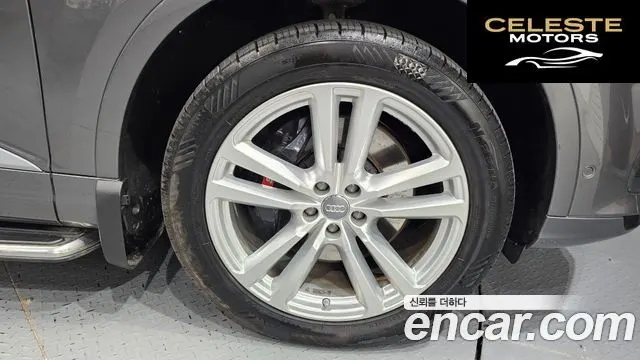 AUDI Q7 (4M) 45 TFSI Quattro 2019 — photo 7 sur 36