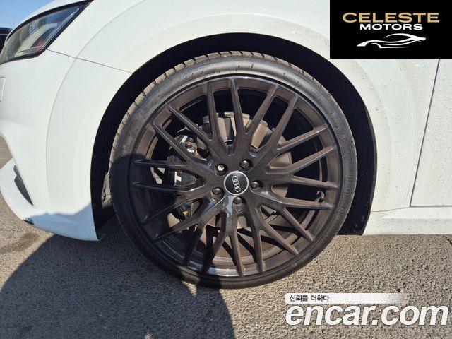 AUDI TTS (8S) Coupé 2.0 TFSI Quattro 2016 — photo 15 sur 26
