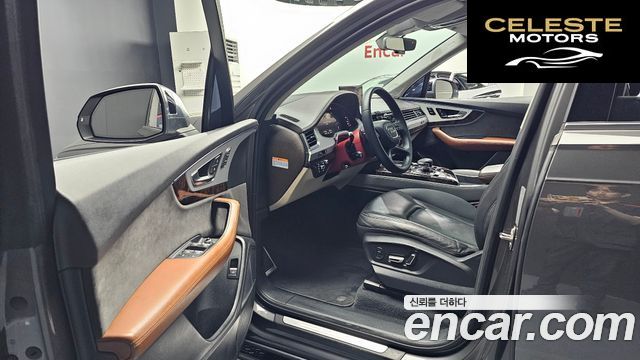 AUDI Q7 (4M) 45 TFSI Quattro 2019 — photo 13 sur 36