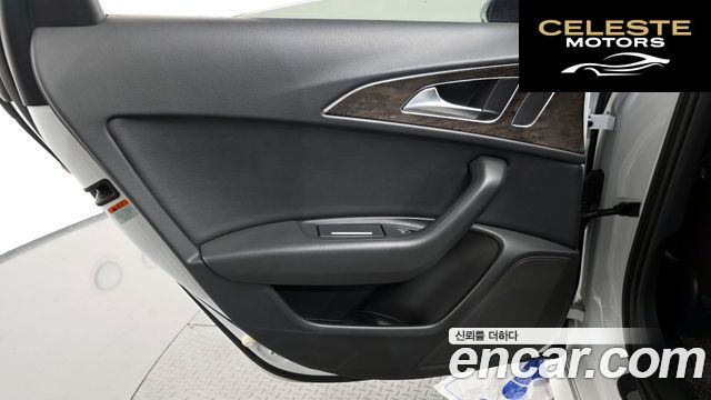 AUDI A6 40 TFSI Premium 2018 — photo 15 sur 32