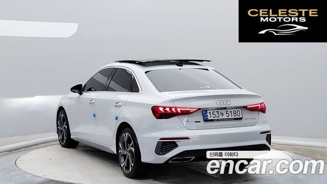 AUDI A3 (8Y) 40 TFSI Premium 2023 — photo 2 sur 26