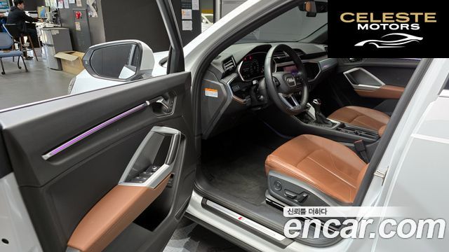 AUDI Q3 (F3) 35 TDI Quattro Premium 2022 — photo 10 sur 26