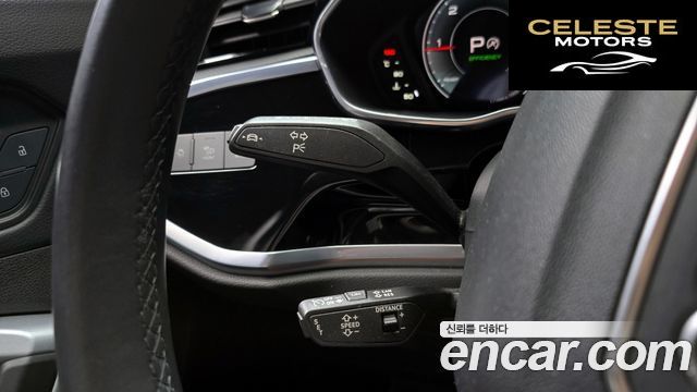 AUDI Q3 (F3) 35 TDI Quattro Premium 2022 — photo 19 sur 26