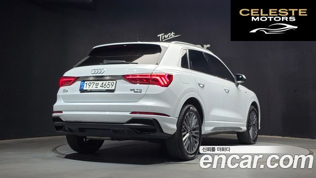 AUDI Q3 (F3) 35 TDI Quattro Premium 2022 — photo 2 sur 26