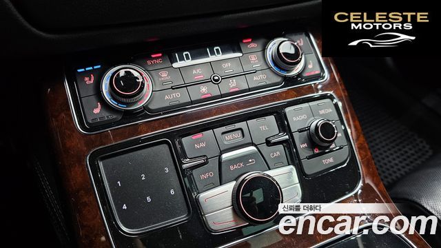 AUDI A8 4.2 FSI Quattro LWB 2012 — photo 18 sur 20