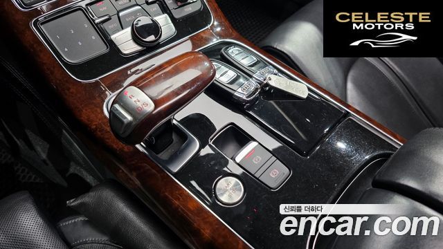 AUDI A8 4.2 FSI Quattro LWB 2012 — photo 9 sur 20