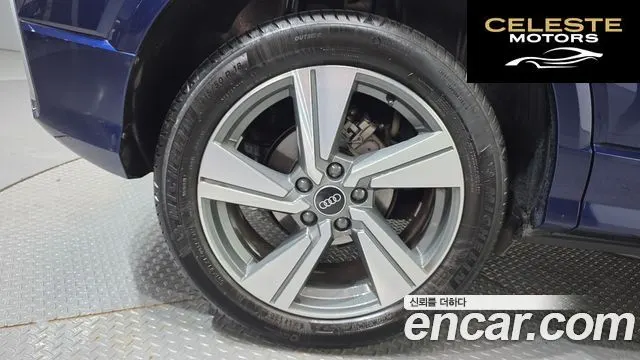 AUDI Q2 35 TDI Premium 2023 — photo 5 sur 33