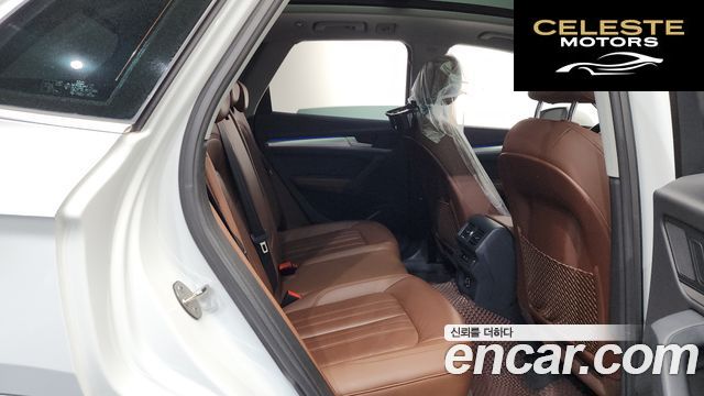 AUDI Q5 (FY) 40 TDI Quattro 2020 — photo 11 sur 20