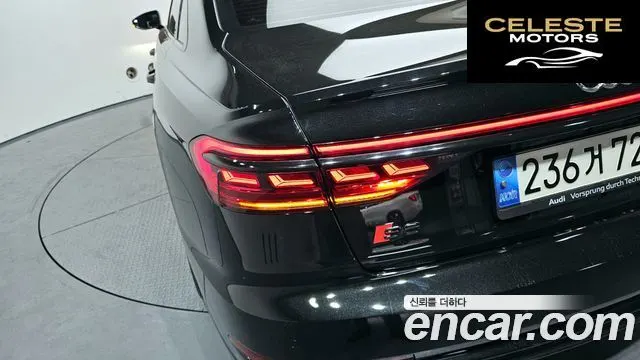 AUDI A8 (D5) 55 TFSI Quattro LWB 2021 — photo 9 sur 31