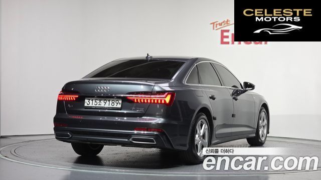 AUDI A6 (C8) 45 TFSI Quattro 2020 — photo 2 sur 20