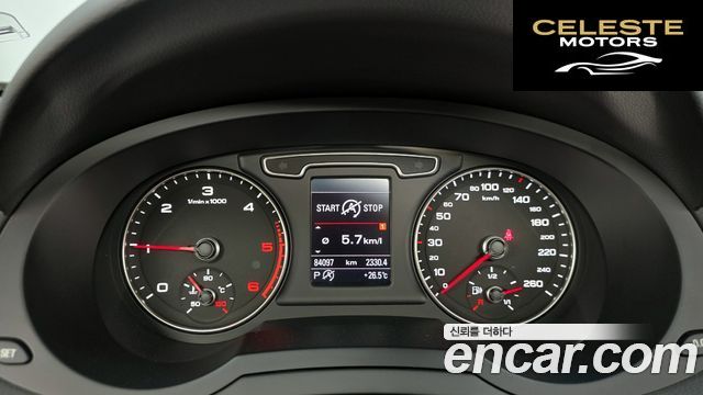 AUDI Q3 35 TDI Quattro Dynamic 2015 — photo 8 sur 20