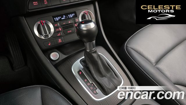 AUDI Q3 35 TDI Quattro Dynamic 2015 — photo 9 sur 20