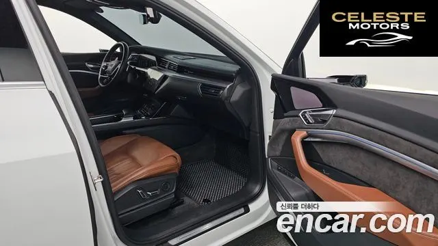 AUDI e-55 Quattro 2021 — photo 16 sur 34