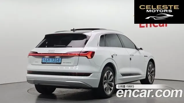 AUDI e-55 Quattro 2021 — photo 2 sur 34