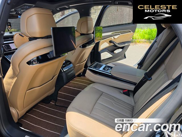AUDI A8 (D5) 55 TFSI Quattro LWB 2021 — photo 11 sur 20