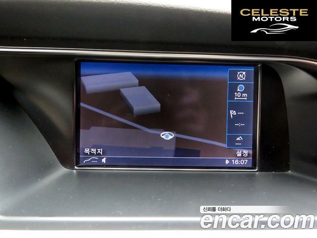 AUDI A4 30 TDI Dynamic 2015 — photo 11 sur 26
