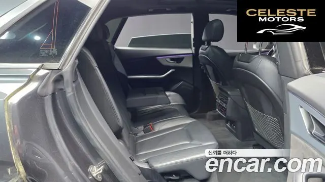 AUDI Q8 (4M) 45 TDI Quattro Premium 2021 — photo 18 sur 45