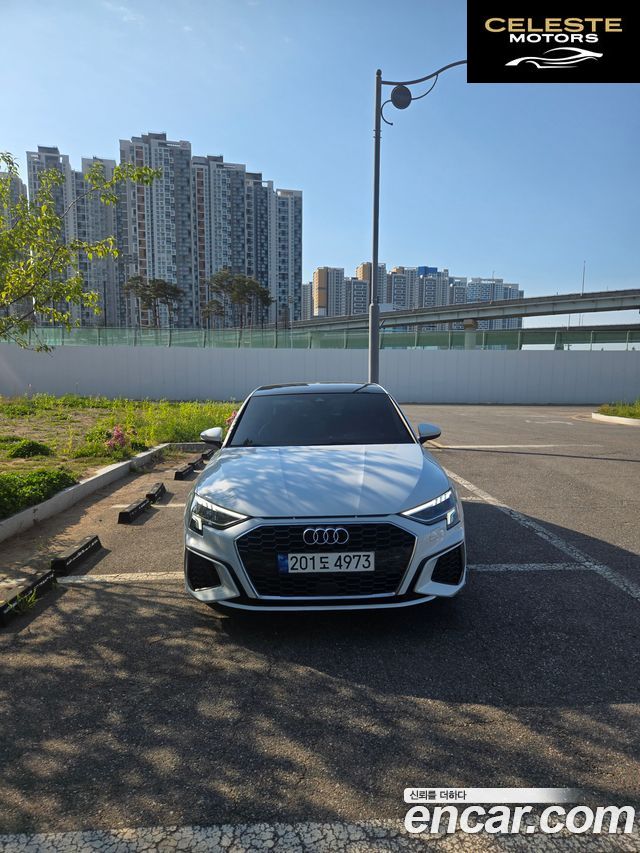 AUDI A3 (8Y) 40 TFSI Premium 2023 — photo 3 sur 15