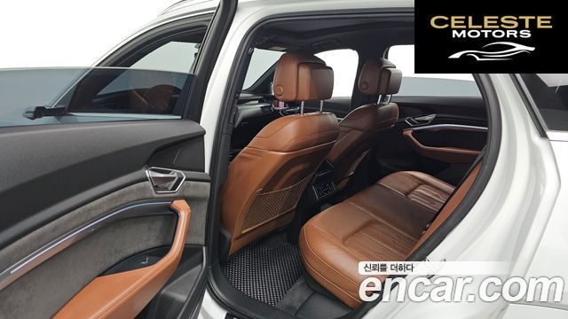 AUDI e-55 Quattro 2021 — photo 17 sur 34