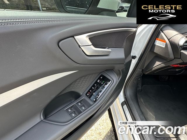AUDI A5 (B10) 40 TFSI Quattro S Line 2025 — photo 10 sur 23