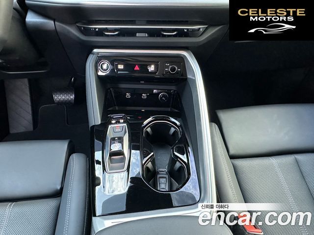 AUDI Q5 (80A) 40 TDI Quattro S Line 2025 — photo 9 sur 24