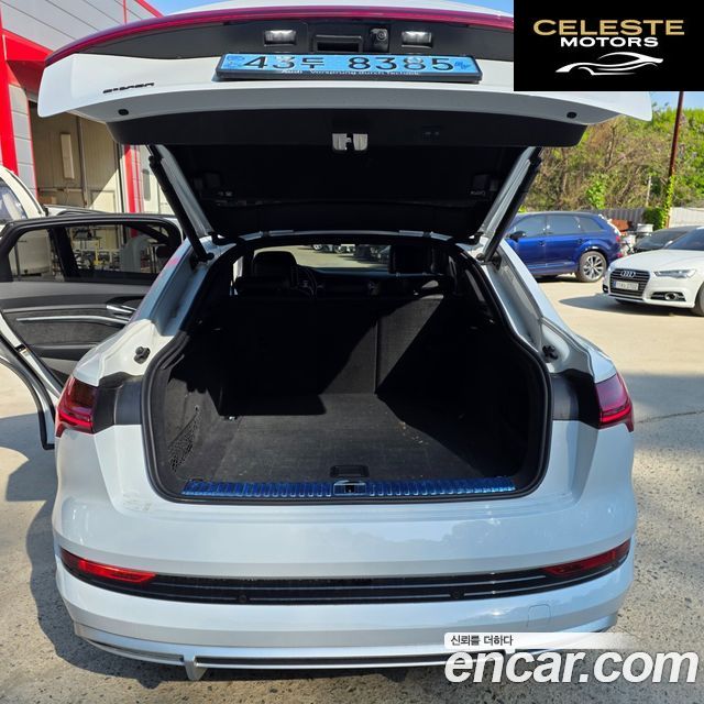 AUDI e-55 Quattro Sportback 2021 — photo 16 sur 26