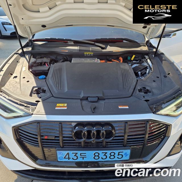 AUDI e-55 Quattro Sportback 2021 — photo 20 sur 26