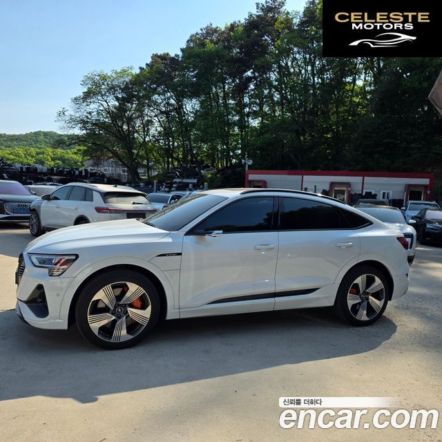 AUDI e-55 Quattro Sportback 2021 — photo 3 sur 26