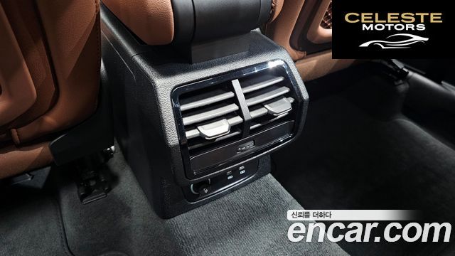 AUDI Q3 (F3) 40 TFSI Quattro Premium 2024 — photo 17 sur 26