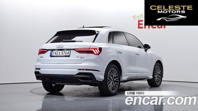 AUDI Q3 (F3) 40 TFSI Quattro Premium 2024 — photo 2 sur 26