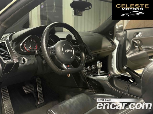 AUDI R8 5.2 V10 Coupé 2014 — photo 9 sur 26