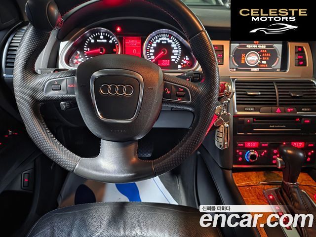 AUDI Q7 3.0 TDI Quattro 2011 — photo 11 sur 26
