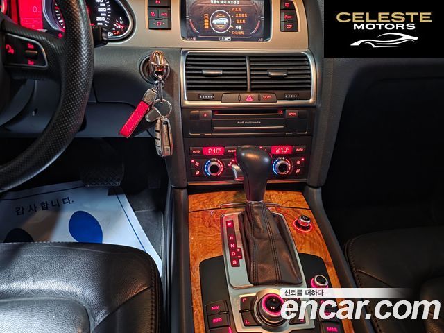 AUDI Q7 3.0 TDI Quattro 2011 — photo 7 sur 26