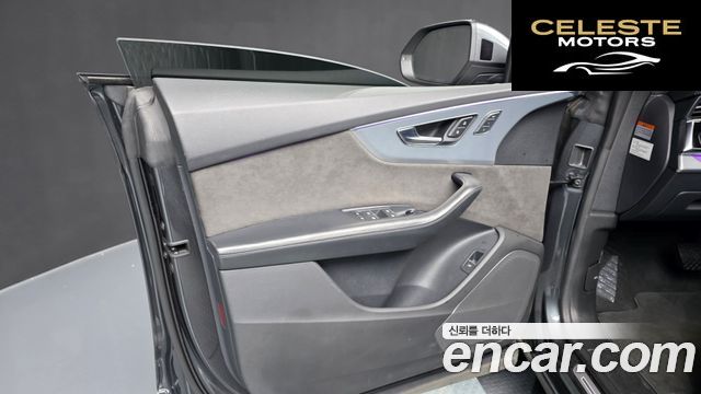 AUDI Q8 (4M) 45 TDI Quattro Premium 2021 — photo 14 sur 45