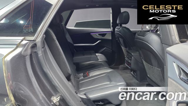 AUDI Q8 (4M) 45 TDI Quattro Premium 2021 — photo 18 sur 45