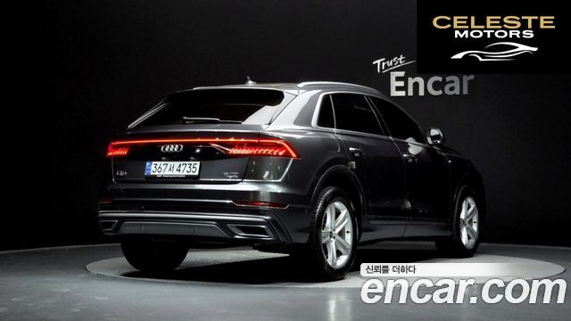 AUDI Q8 (4M) 45 TDI Quattro Premium 2021 — photo 2 sur 45