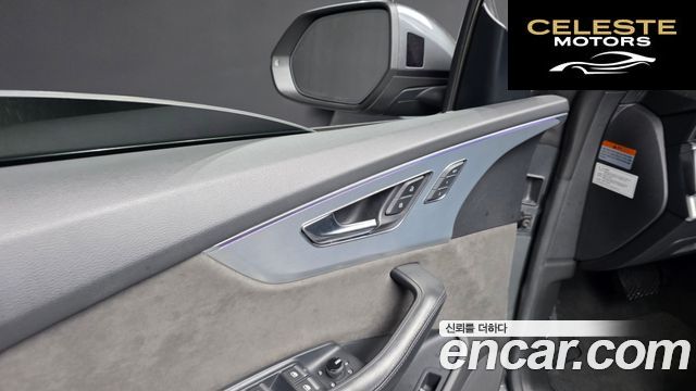 AUDI Q8 (4M) 45 TDI Quattro Premium 2021 — photo 27 sur 45