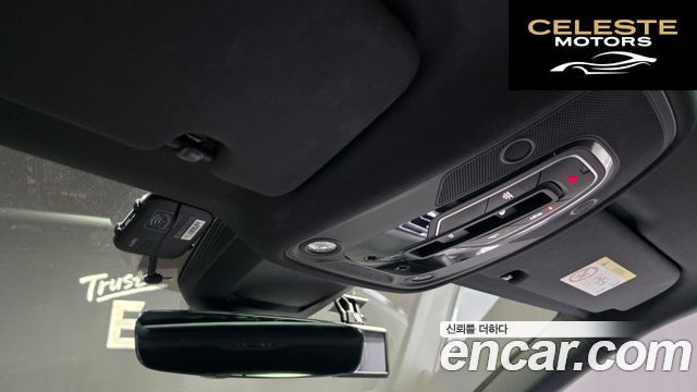 AUDI Q8 (4M) 45 TDI Quattro Premium 2021 — photo 29 sur 45