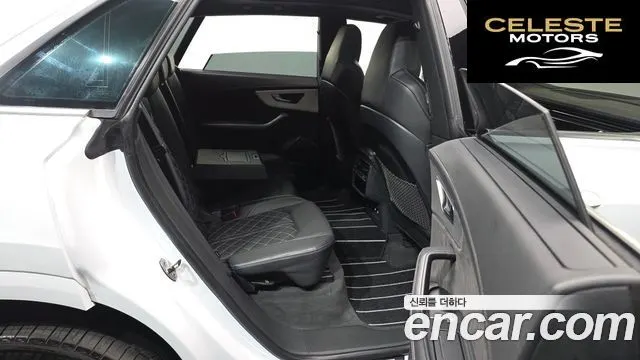 AUDI Q8 (4M) 50 TDI Quattro Premium 2020 — photo 18 sur 35